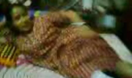 زن و شوهر,انگشت,قفسه داستان سكسي مادر وپسر سینه و زیبا